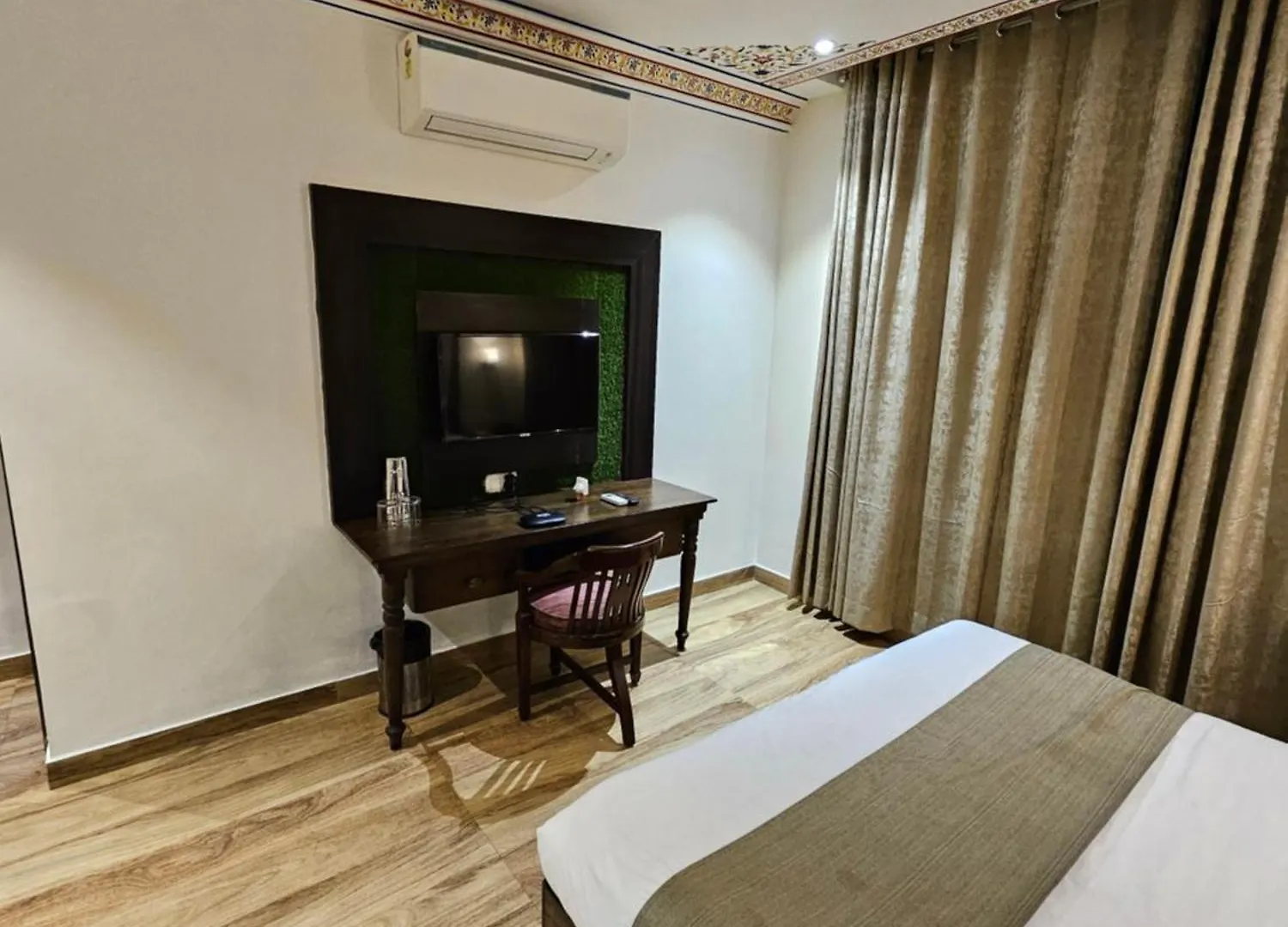 Hotel Royal Rajasthan - Your Rajasthani Retreat Agra