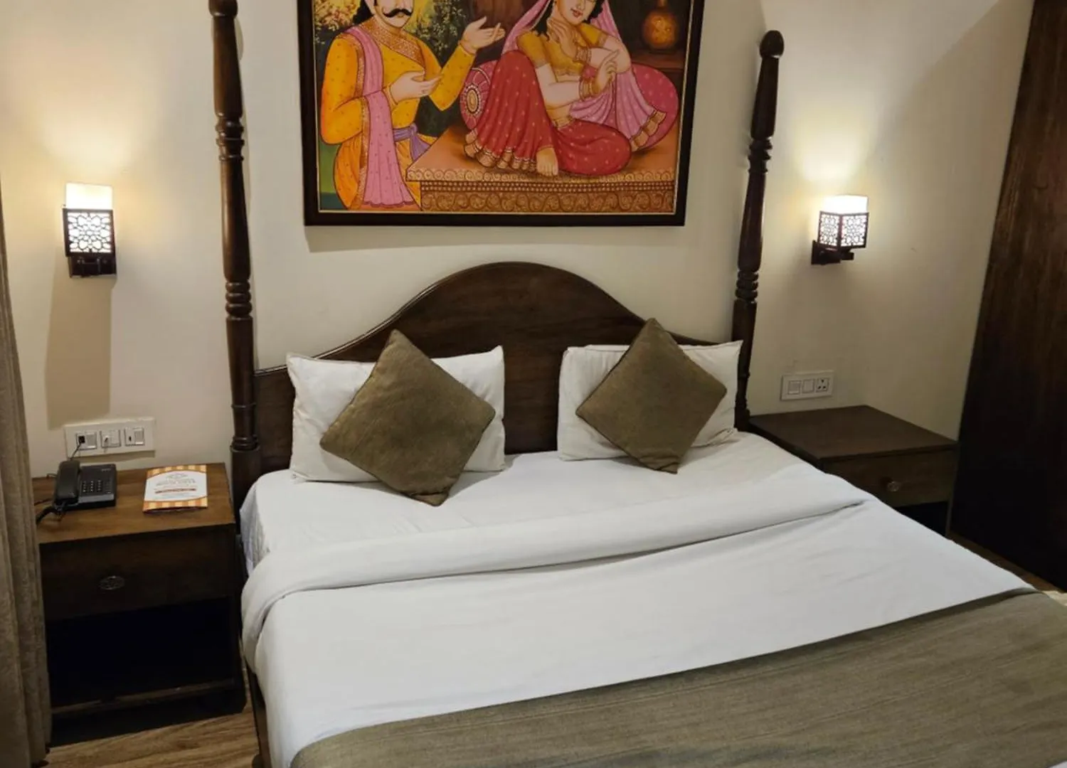 Hotel Royal Rajasthan - Your Rajasthani Retreat Agra