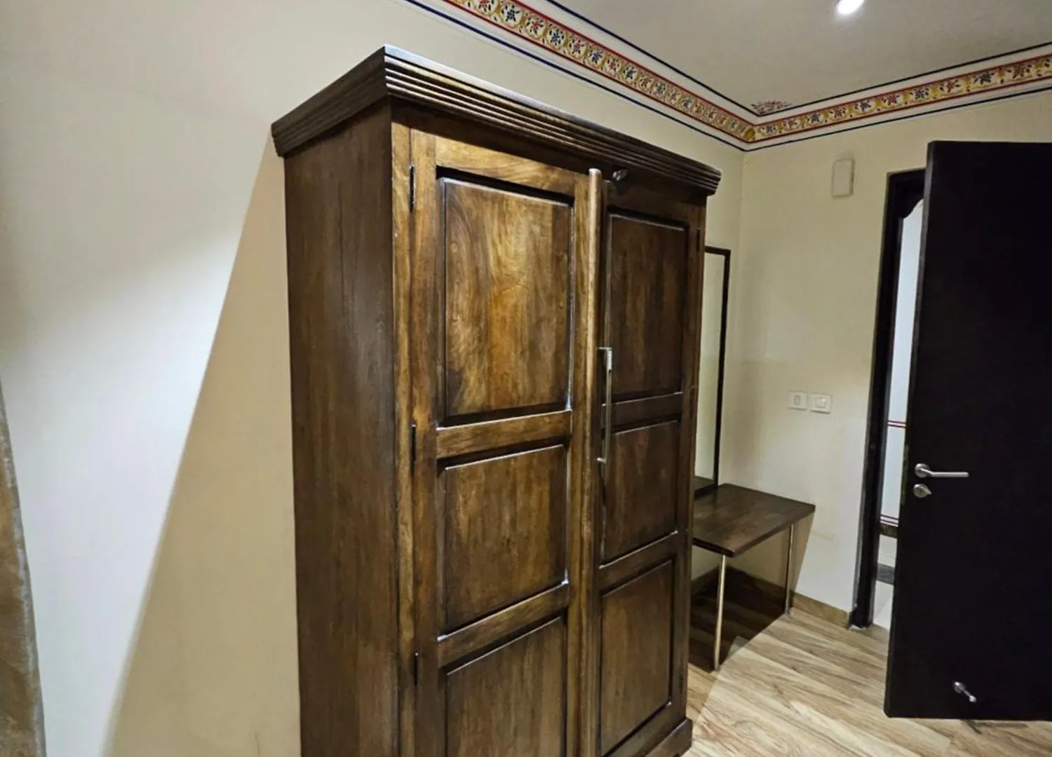 Hotel Royal Rajasthan - Your Rajasthani Retreat Agra
